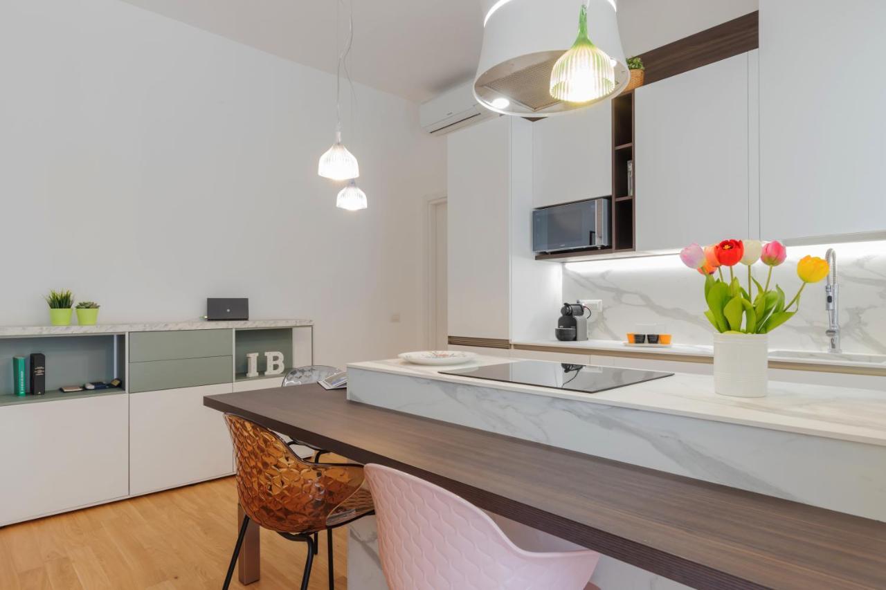 Design Premium Apartment In Center Milan - Homeunity Екстер'єр фото